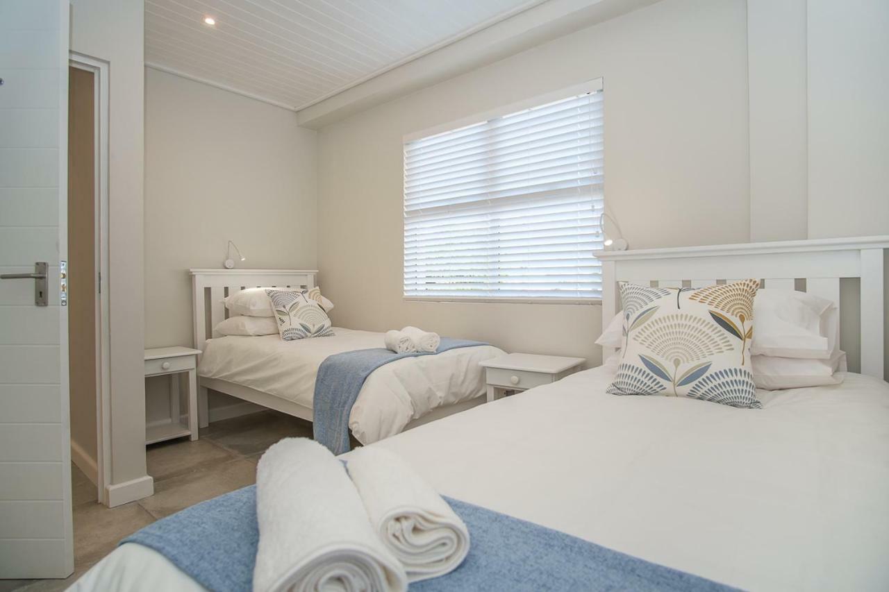 אילנדס ביי Fork West Holiday Apartments מראה חיצוני תמונה